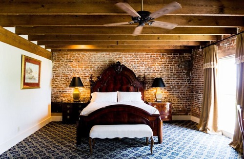 Natchez Hotel | The River Walk Inn - Room 801