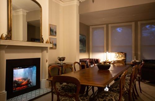 Sandy Bay Bed & Breakfast | The Rivulet