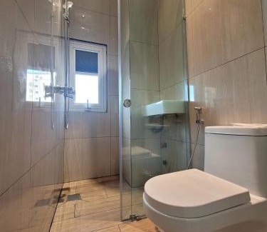 Downtown Ho Chi Minh City Hotel | The Rixx homestay next to Ben Thanh Market