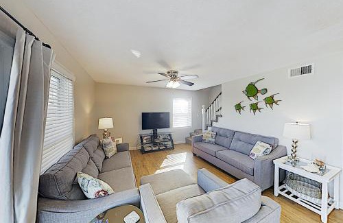 Fort Morgan House | The Robin's Nest