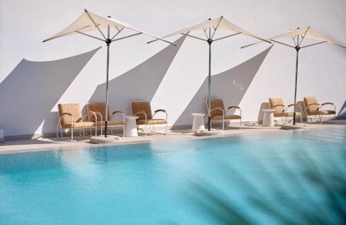 Vouliagmeni Hotel | The Roc Club, A Grecotel Hotel to Live