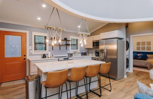 Saint Helens Apartment | The Rock Haus by The Hideaways