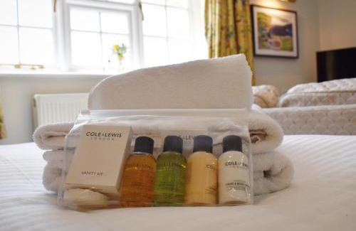Upper Dicker Hotel | The Roebuck Inn