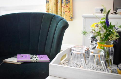 Upper Dicker Hotel | The Roebuck Inn