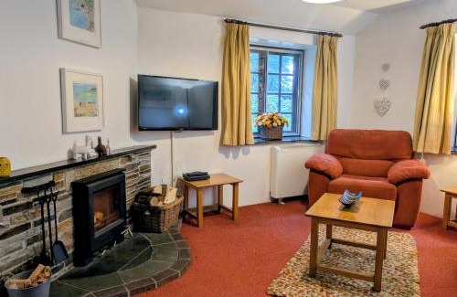 Brazzacott House | The Roundhouse