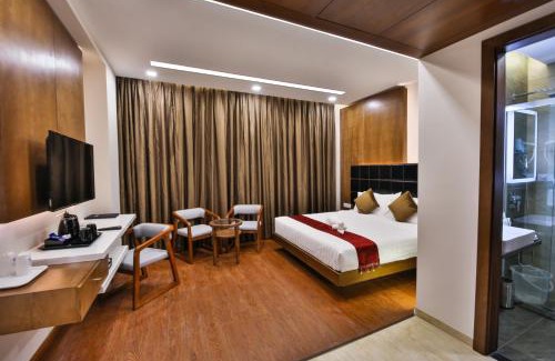 Karur Hotel | The Royal Grand