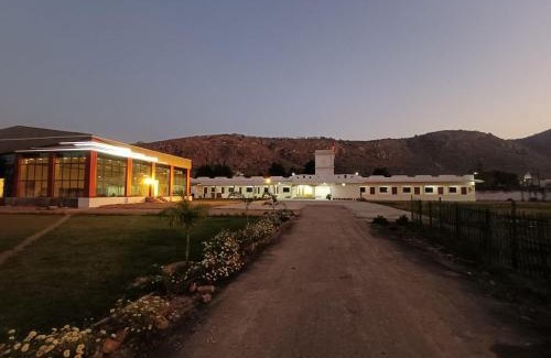 Rajgir Hotel | The Royal Residency