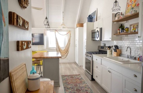 Estate East Street Apartment | The Royal Wait - An Elegant Retreat