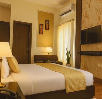 Robertsganj Hotel | The Ruby Resort, Vrindavan # Prime Location # Luxury Rooms # Near Prem Mandir # Restaurant # Big Lawn # Big Parking # By Nandan Group #