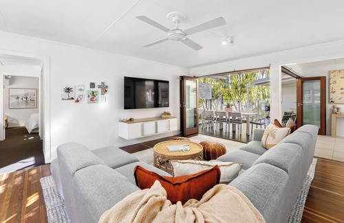 Mudjimba House | The Salty Shack, Mudjimba