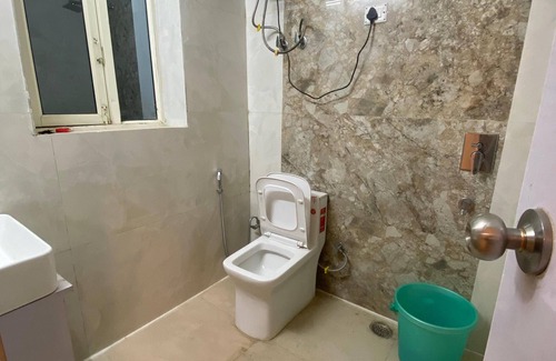 Bandhwari Hotel | The Sandalwood By La Carnation