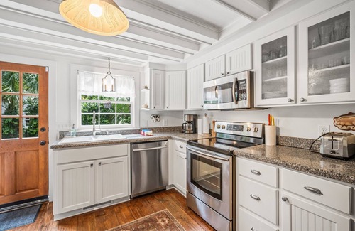 Historic District House | The Sandpiper - Just Steps to Downtown Beaufort and Beaufort River
