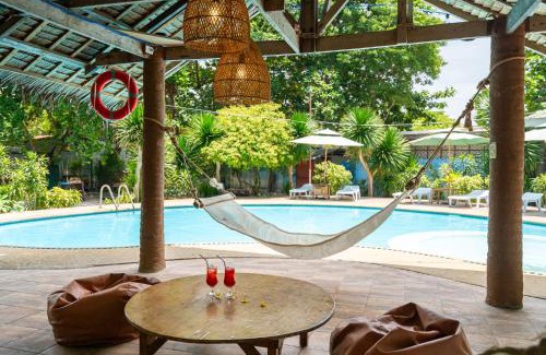 Daanbantayan Resort | The Shark's Tail Dive Resort