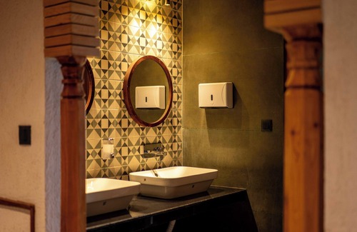 Jagatsukh Hotel | The Shaurn Resort