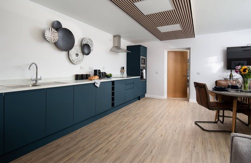 Gattonside Cottage | THE SHEEP FOLD - Sleeping 2 guests in 1 bedroom