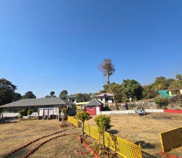 Gunehr Hotel | The Siddhartha Greens Resort