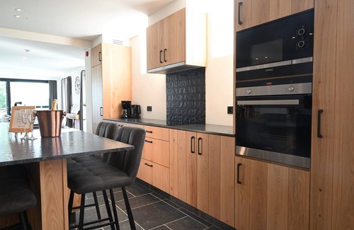 Zonnebeke House | The Sint-Antoniushoeve, where enjoyment is central!