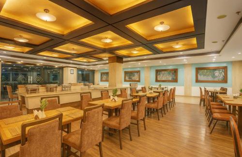 Thaltej Hotel | The Sky Imperial Thaltej