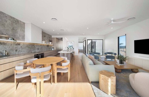 Mooloolaba House | The Skyview - Panoramic Beach House with Lap Pool