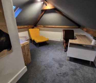 Norwich Apartment | The Snug Free Off Road Parking