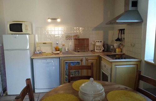 Saint-Jean-de-Valeriscle Apartment | The southern sun - 4 people