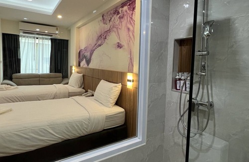 Nai Muang Hotel | The Square Hotel Nakhon Phanom