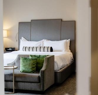Downtown San Antonio Hotel | The St. Anthony, a Luxury Collection Hotel, San Antonio