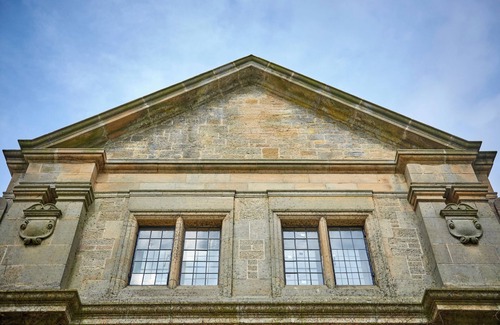 Walwick Cottage | The Stallion