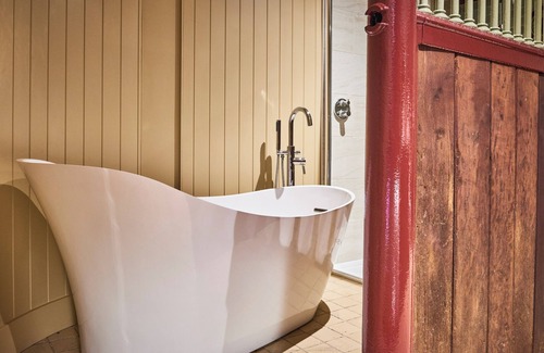 Walwick Cottage | The Stallion