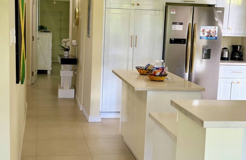 Claremont House | The Star Apple Getaway offers a panoramic view of the Caribbean Sea
