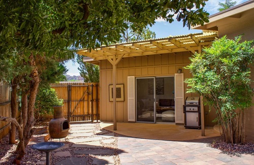 Sedona House | The Starlite Lounge Heart of Sedona Views! Hiking! Views!