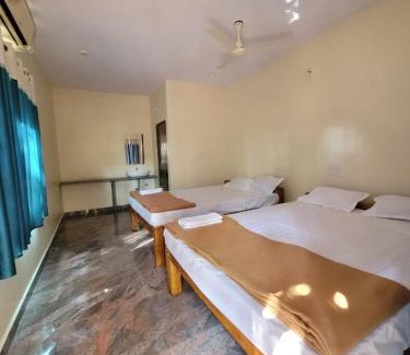 Hireguthi Apartment | The stone cabin