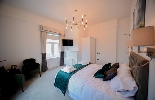 Bray Hotel | The Strand Hotel, the former residence of Oscar Wilde