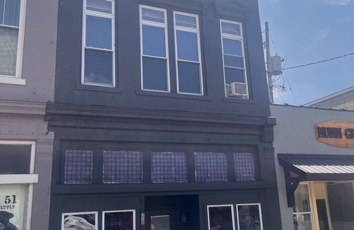 Jackson Apartment | The Studio Above the Studio