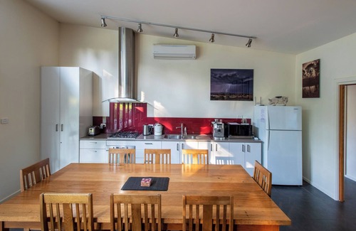 Darley House | The Studio in Bacchus Marsh for up to 8 guests
