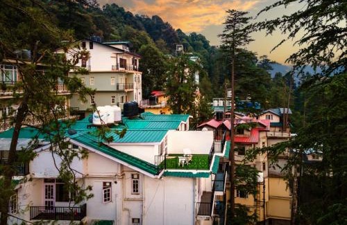 Shimla Apartment | The Sunset Abode 4BR With Valley Views