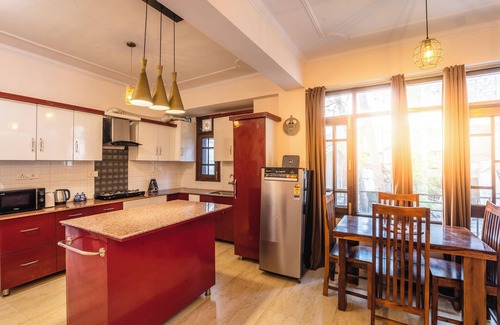 Shimla Apartment | The Sunset Abode Shimla 4BR Valley Views