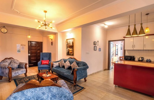 Shimla Apartment | The Sunset Abode Shimla 4BR Valley Views