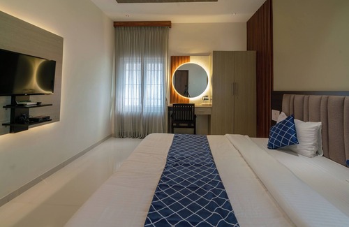 Pollachi Hotel | THE SURRYA MAX RESIDENCY