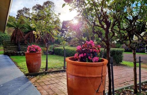 Timboon House | The Timboon Villa - 5 bedroom home