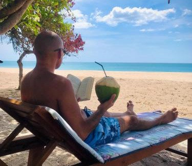 Uppuveli House | The Tottam Beach Hotel - Trincomalee