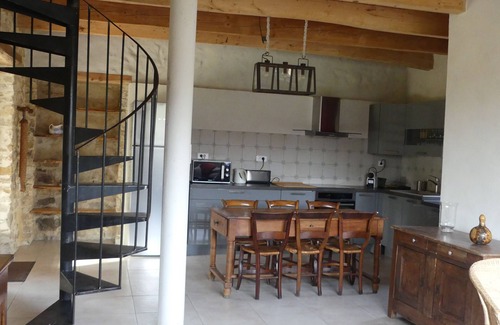 Goudargues Cottage | The Toupian Basin, surrounded by nature, swimming in the river