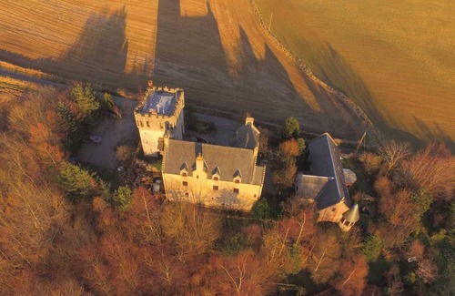 Airth House | The Tower at Plane Castle - Sleeps 4 - Pets Ok