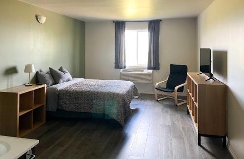 Saskatchewan Hotel | The Trail Inn - Yarbo, SK - Near Esterhazy & Mosaic K1, K2, & K3