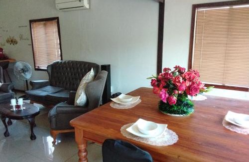 Elgin Apartment | THE TREE HOUSE