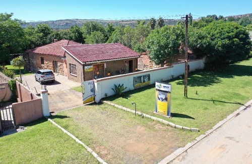 Ladybrand Cabin | The Triple N Guest Lodge