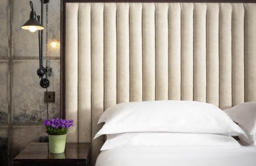 Barna Hotel | The Twelve Hotel