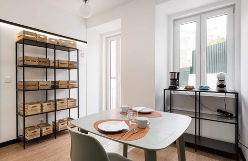 Penha de Franca Apartment | The Twenties by GuestReady - Room 01