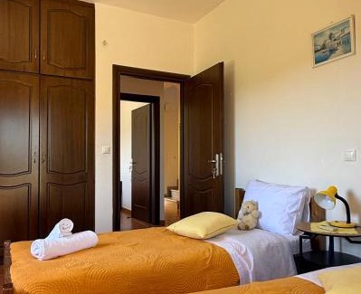 Troizinia House | The Twin Houses