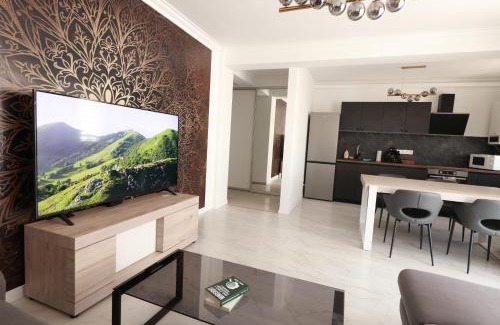 Floresti Apartment | The Urban Loft